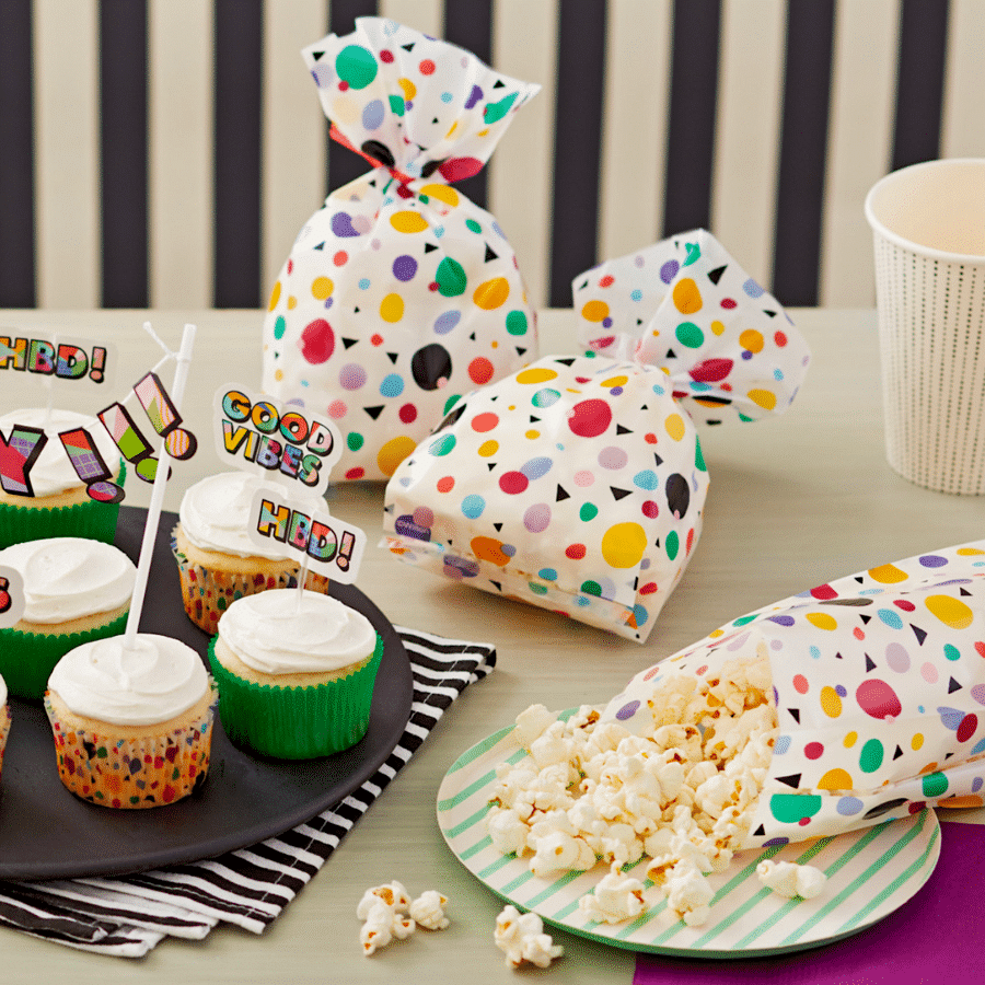 BOLSAS PARA DULCES WILTON - CIRCULOS Y TRIANGULOS (20 U) 2 BOLSAS PARA DULCES WILTON - CIRCULOS Y TRIANGULOS (20 U) - Imagen 2