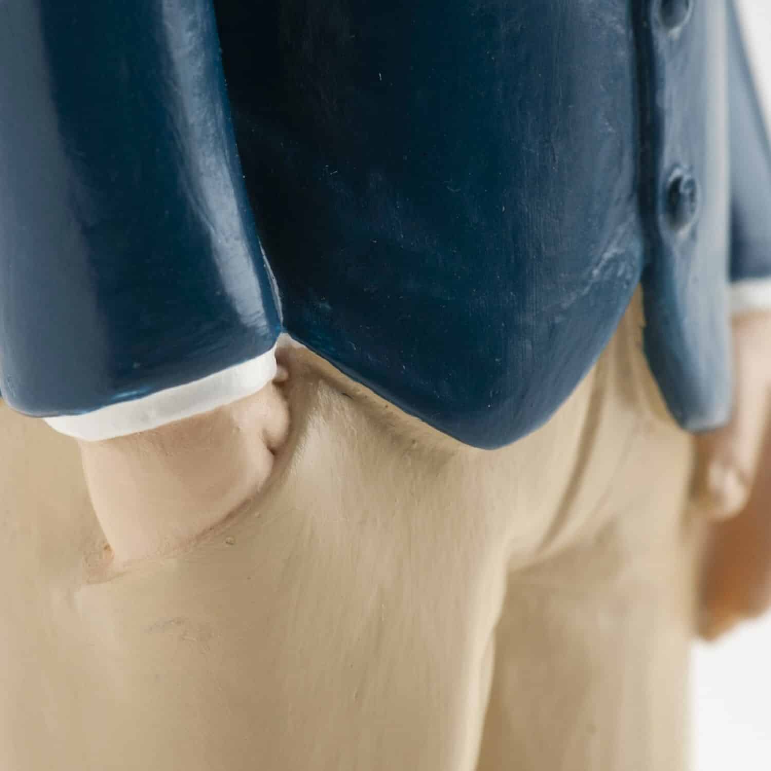 FIGURA PARA TARTA COMUNION - NIÑO CON CORBATA ROJA 2 FIGURA PARA TARTA COMUNION - NIÑO CON CORBATA ROJA - Imagen 2