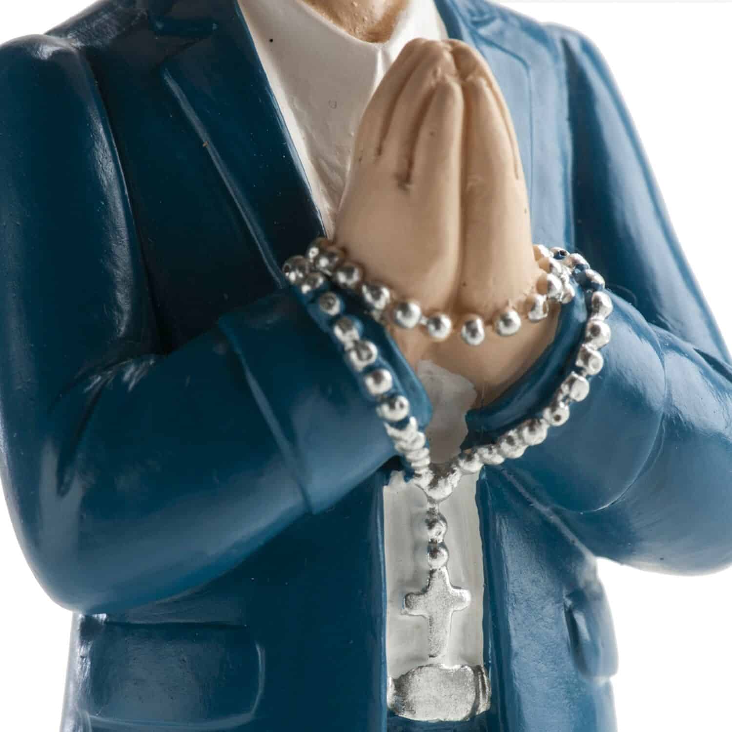 FIGURA PARA TARTA COMUNION - NIÑO CON TRAJE AZUL Y ROSARIO 3 FIGURA PARA TARTA COMUNION - NIÑO CON TRAJE AZUL Y ROSARIO - Imagen 3