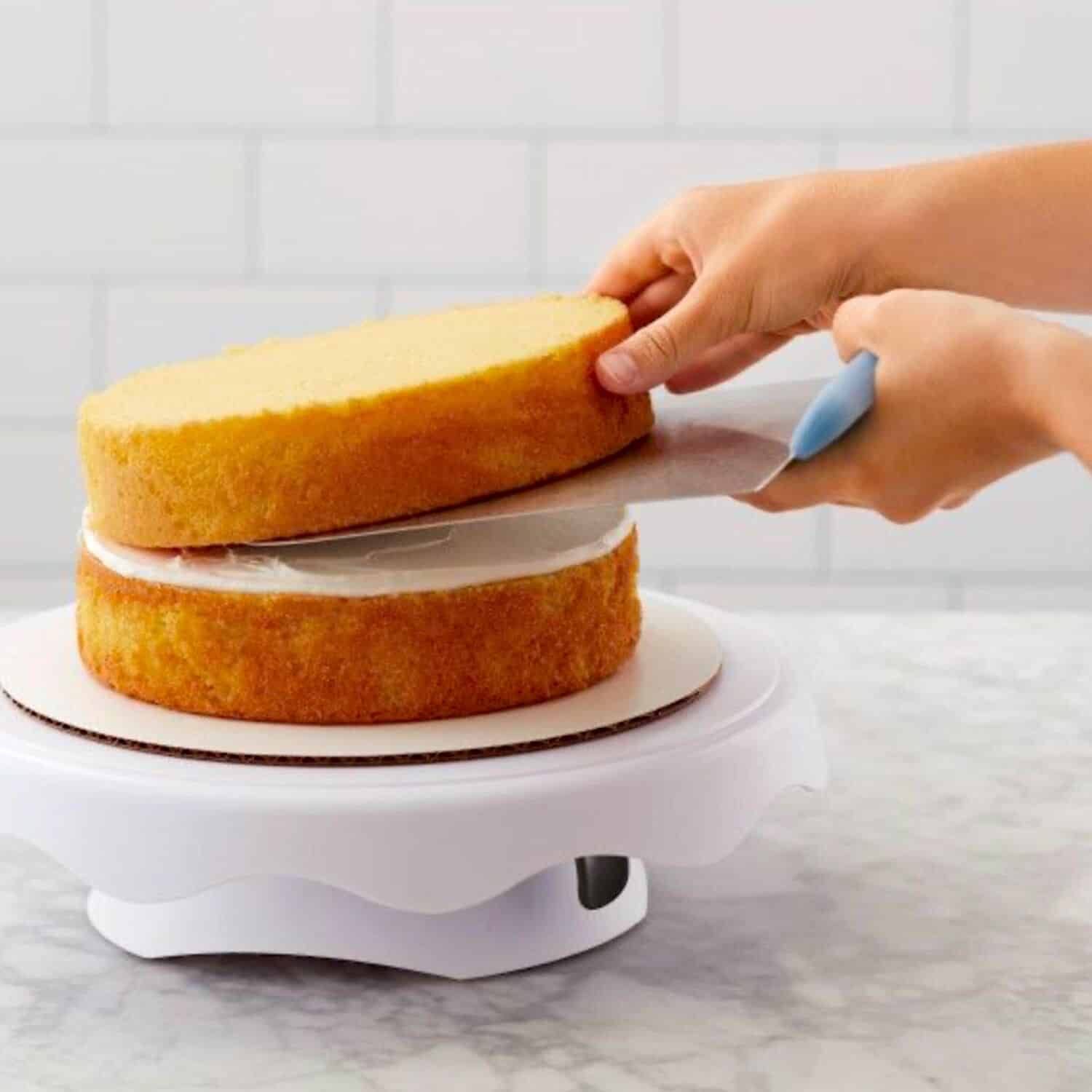 ESPATULA PARA LEVANTAR PASTELES WILTON 3 ESPATULA PARA LEVANTAR PASTELES WILTON - Imagen 3